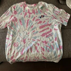 Brand New Men’s Nike T-Shirt